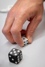 Carica l'immagine nel visualizzatore di Gallery, Bobo Dice